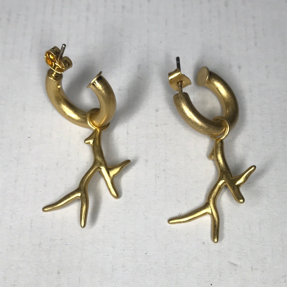 Madewell coral charm loop